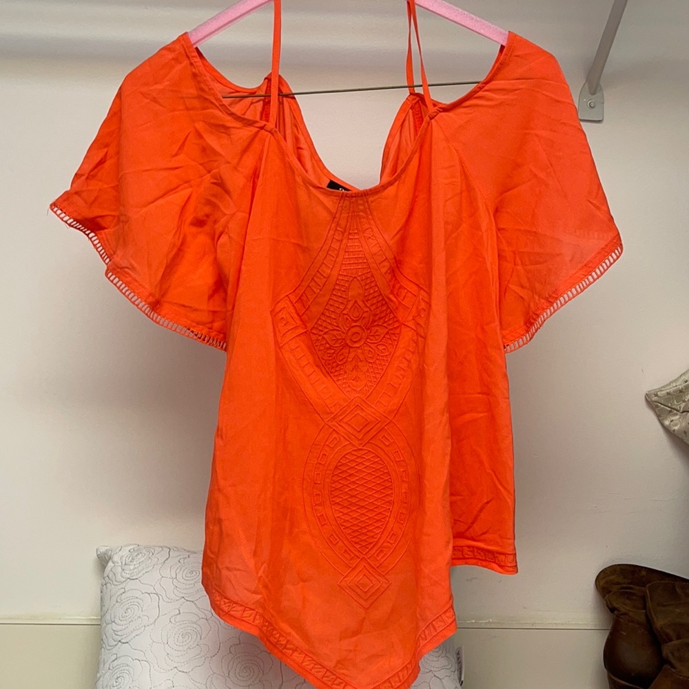 Ana cold shoulder orange scarf point crop top XS